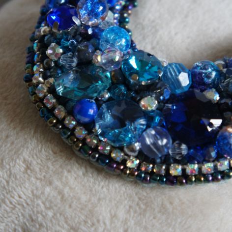 Broszka półksiężyc, prezent, księżyc w nowiu