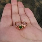 Rozmiar 10, miedziany pierścionek z diopsydem - Pierścionek z zielonym kamieniem