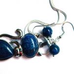 Granatowy lapis lazuli, wisior-kot i kolczyki - 