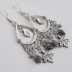 Kolczyki z listkami i szyszkami