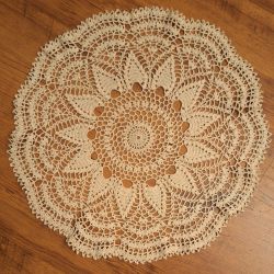 serwetka szydełkowa , bieżnik, kremowy,