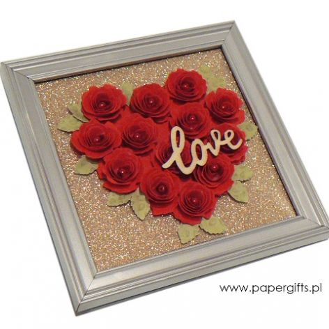 Walentynki Serce z róż w ramce dla kochanej osoby - jasno czerwone róże, pudrowo złote brokatowe tło