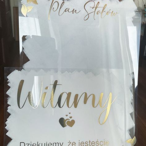 KOMPLET TABLIC WESELNYCH PLEXI BIAŁE TŁO ZŁOTE LITERY