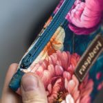 Etui na klucze z weluru w peonie – kwiatowe etui handmade II - 