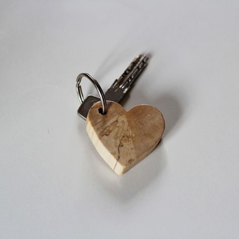 Brelok do kluczy w kształcie serca