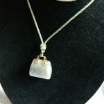 Labradoryt - kamień transformacji, wisiorek torebka - 