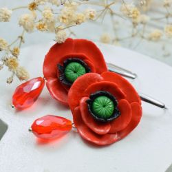 Czerwone kolczyki maki z kryształami Czerwone kolczyki maki z kryształami