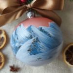 Ręcznie malowana bombka "zimowe Tatry" (6), 10 cm - Jedna strona
