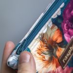 Etui na klucze z weluru w peonie – kwiatowe etui handmade I - 