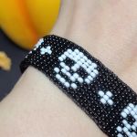 Bransoletka z motywem czaszki  styl  rokowy punk gotycki halloween - Bransoletka z motywem czaszki