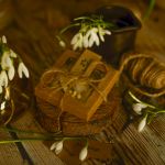 SOJOWA TABLICZKA DO SZAFY O WIOSENNYM ZAPACHU  - sojowa tabliczka do szafy wiosna