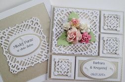 Kartka MŁODEJ PARZE z pastelowymi kwiatami