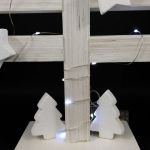 Biała drewniana w stylu skandynawskim LED - 