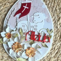 094,Wielkanocny baranek w jajku