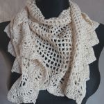 Kremowa mała chusta  - 4