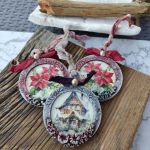 Zestaw Bożonarodzeniowych Zawieszek z Poinsecjami i Sceną Zimową - 4