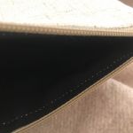 Kosmetyczka materiałowa solidna, stylowa ,praktyczna,jasnobeżowa. - 