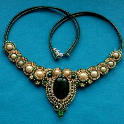 Naszyjnik Beż, Złoto i Zieleń