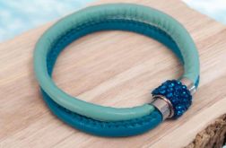 Bransoletka rzemykowa niebieska.