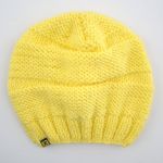 żółta czapa - czapka na płasko
