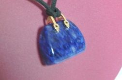 Kwarc niebieski - kamień spokoju, oryginalny wisiorek torebka