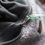 Szary pleciony plecak z przednią kieszenią baranek - 