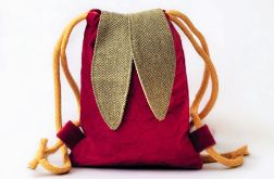 Czerwony pikowany mini plecak królik