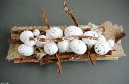 Pisanki na płótnie