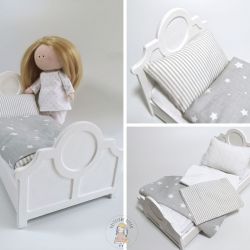 Białe łóżko dla lalki