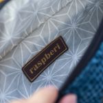 Lazurowa nerka z weluru z miodową klapą – unikatowa nerka handmade - 