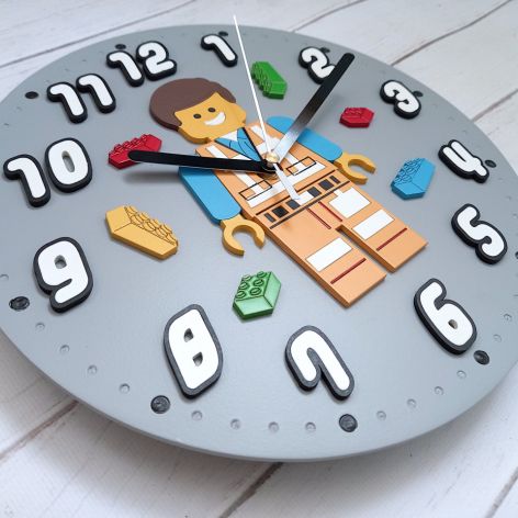 Zegar ścienny dla chłopca z klockami lego