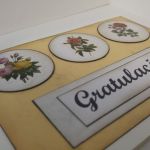Kartka uniwersalna - gratulacje - Ozdobne żetony z naklejkami kwiatów