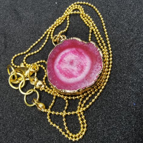"Barbieland" naszyjnik z różowym kamieniem