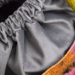 Szara listonoszka z kominem z weluru w malowane kwiaty – handmade, unikat - 