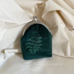 Portmonetka welurowa haftowana “Paproć” - 