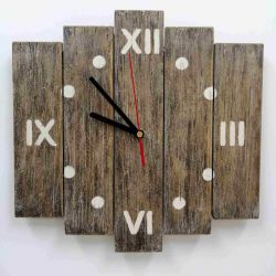 Zegar ścienny drewniany mały