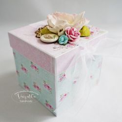 Box ślubny  z tortem #10