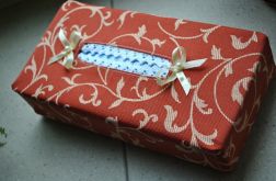 Rude etui na chusteczki higieniczne w kremowy ornament