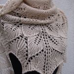 Ciepła ażurowa chusta merino - 