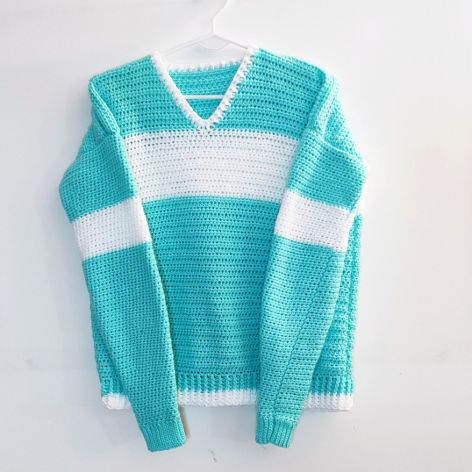Miętowy sweter 