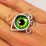 Zielone oko, srebrny pierścionek regulowany - Smocze oko, srebrny pierścionek ręcznie wykonany, prezent dla niej, prezent dla mamy, prezent urodzinowy, niepowtarzalna biżuteria autorska