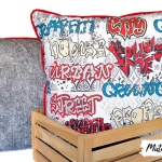 Dekoracyjna poduszka ~ street graffiti - 
