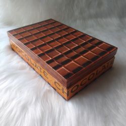 pudełko na czekoladę (czekoladownik)