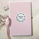 Kartka z okazji narodzin dziewczynki/dziecka - Na odwrocie Logo kontaktowe