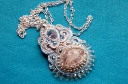 Wisior sutasz Blue ice