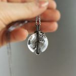Srebrny wisiorek z kryształem górskim Srebro - wisiorek zdjęcie 3