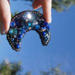 Broszka półksiężyc, prezent, księżyc w nowiu - To nie tylko broszka, to amulet odnowy duchowej.