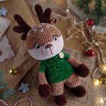 Jelonek pluszowy, Przytulanka reniferek, Pluszak dla dzieci - Jelonek ma czarne plastikowe oczy na bezpiecznym mocowaniu.