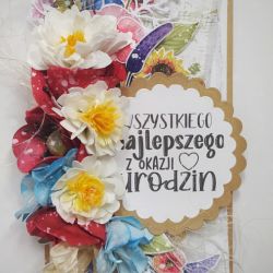 Kartka urodzinowa z polnymi kwiatkami 