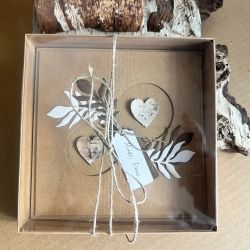 039,kartka na ślub z brzozowymi serduszkami w pudełku z torebką